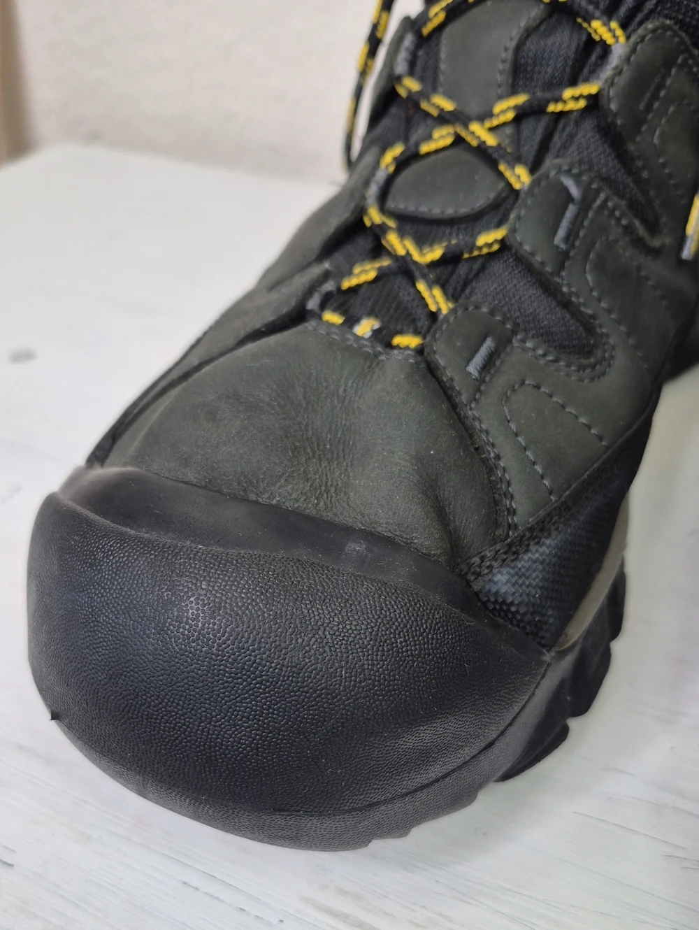Keen Men's Dry Summit Country Insulated Winter Boots Size 14 Black / Grey